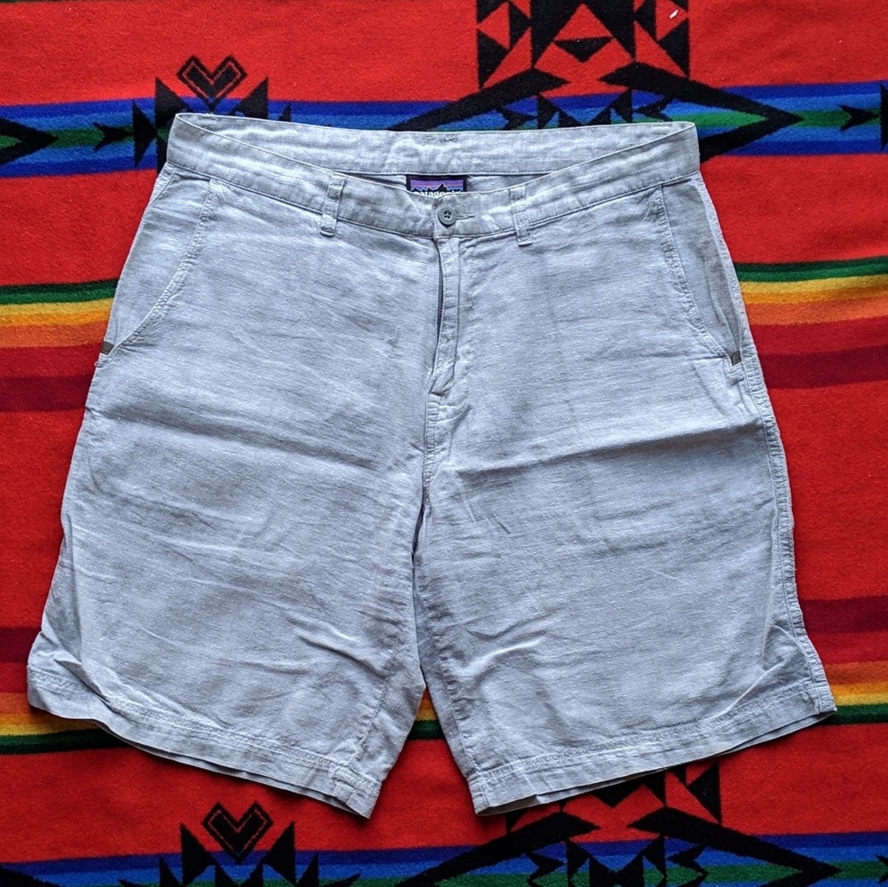 Back Step Shorts
